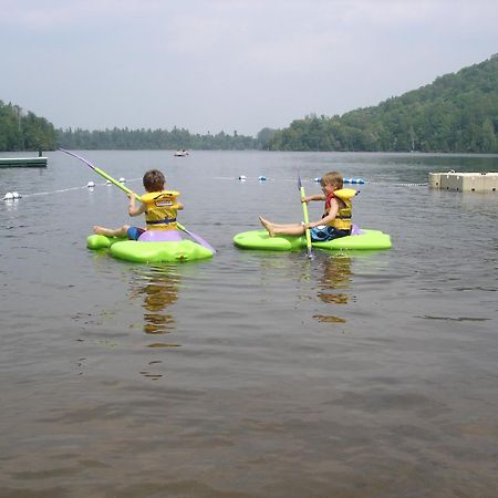 סנט היפולייט Auberge Du Lac Morency מראה חיצוני תמונה