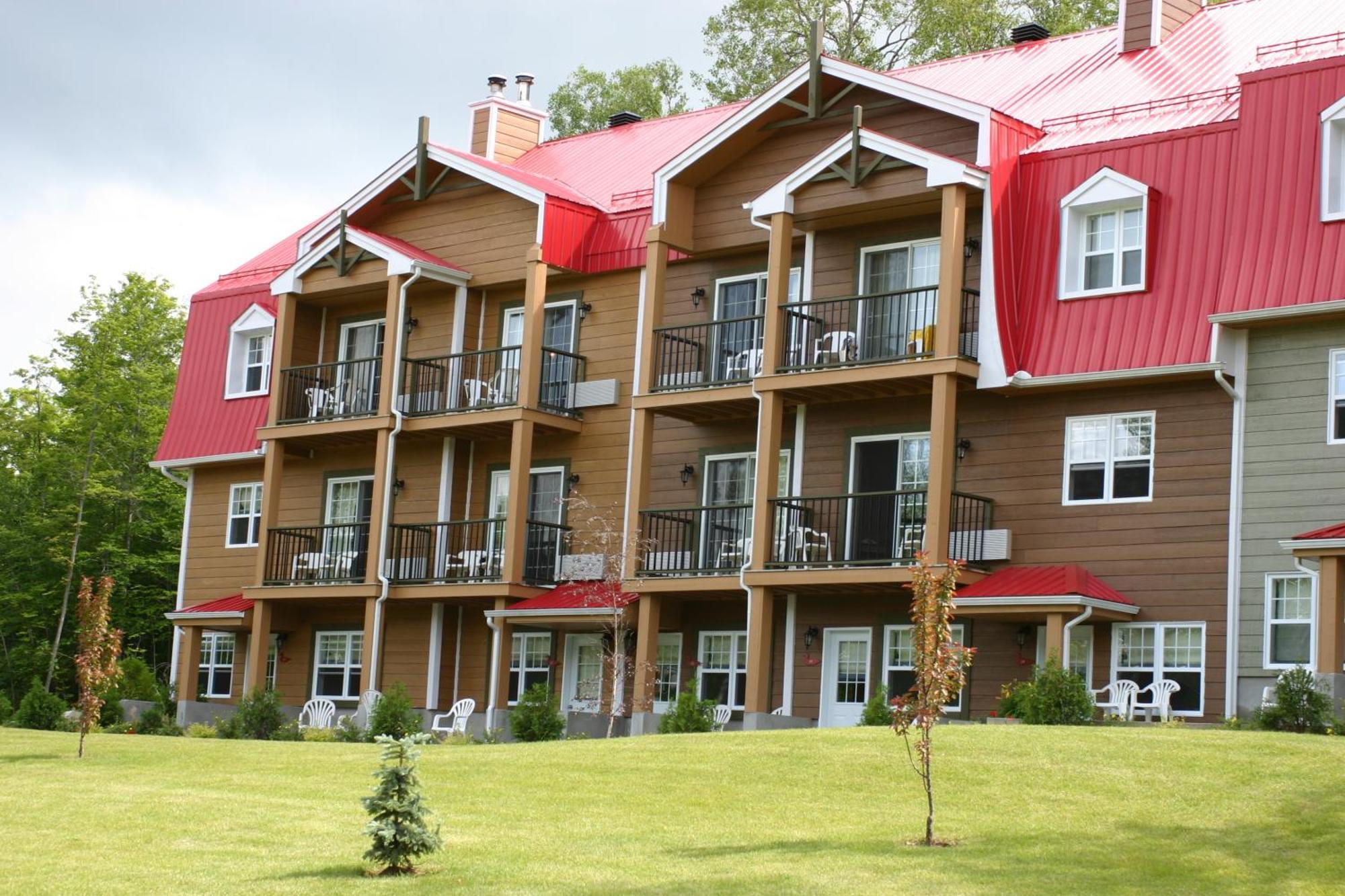 סנט היפולייט Auberge Du Lac Morency מראה חיצוני תמונה