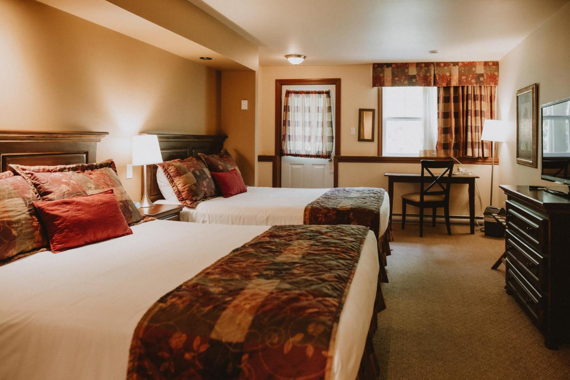 סנט היפולייט Auberge Du Lac Morency מראה חיצוני תמונה